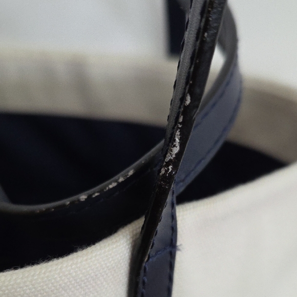 Kate Spade EUC Cheerful Cream and Gold Canvas Tote - Picture 4 of 10